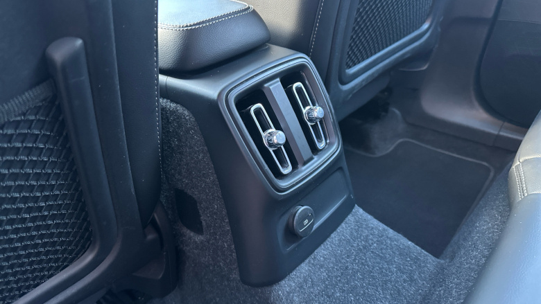 Volvo Xc40 1.5 T4 Recharge PHEV Inscription 5dr Auto Estate